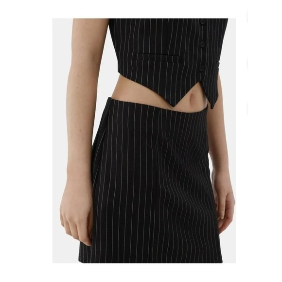 No Boundaries Women's S Pinstripe Vest Mini Skirt Set Office Siren 90's Y2K Goth - Picture 3 of 8